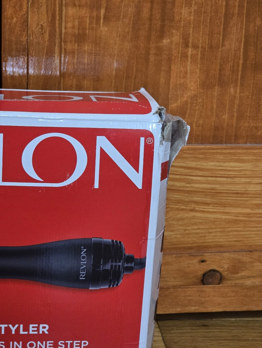 Revlon Pro Collection One Step Hair Ionic Dryer and Brush Styler - Picture 4 of 7